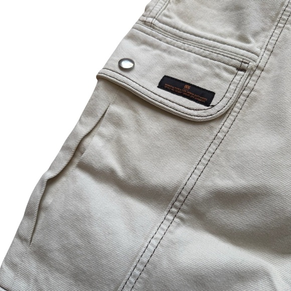 BDG Urban Outfitters Relaxed Skate Jean Ivory Rise Size 25 NWT - Picture 2 of 11